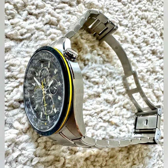 *READ DESCRIPTION* Citizen Eco-Drive Blue Angles H800 Radio controlled Watch - Picture 15 of 16